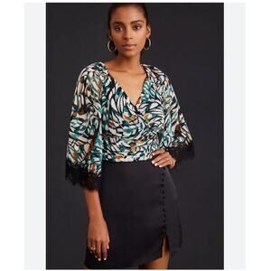 NWT Anthropologie Flutter-Sleeve Wrap Top Size Small Back-Tie Lace V-Neck